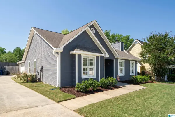 1947 RIVA RIDGE ROAD, Helena, AL 35080