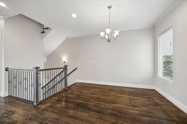 1105 E 27th ST #B, Houston, TX 77009