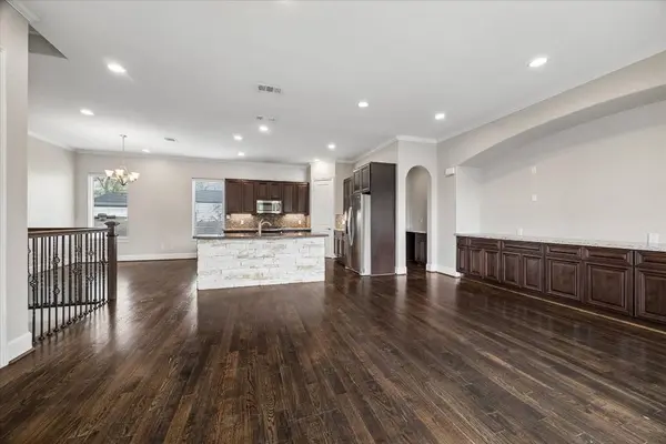 1105 E 27th ST #B, Houston, TX 77009