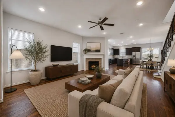 1113 E 27th ST, Houston, TX 77009