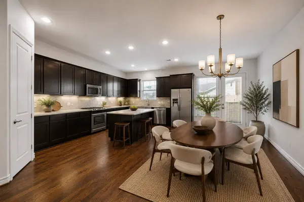 1113 E 27th ST, Houston, TX 77009