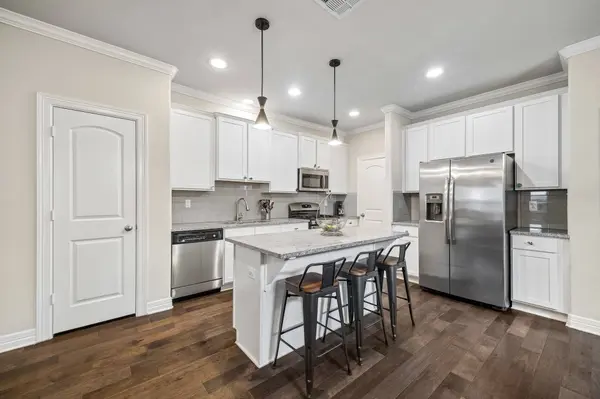 4819 Hardy ST, Houston, TX 77009