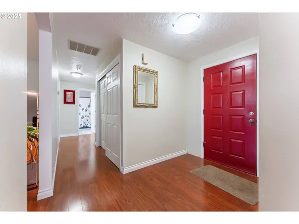 6896 SW 204TH AVE, Beaverton, OR 97078