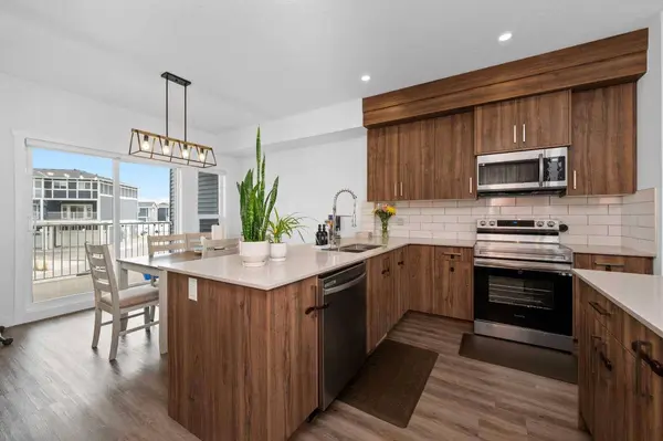 33 merganser DR #203, Chestermere, AB T1X2S3