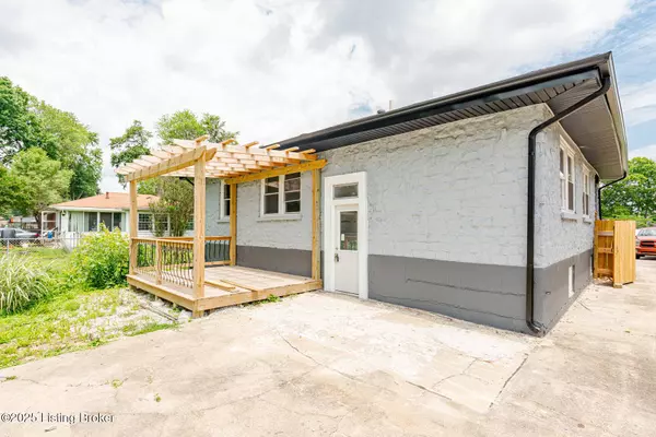 4410 Hillside Dr, Louisville, KY 40216