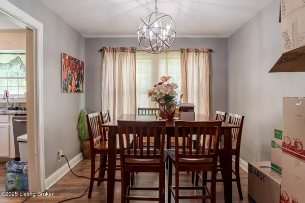 130 E Ashland Ave, Louisville, KY 40214