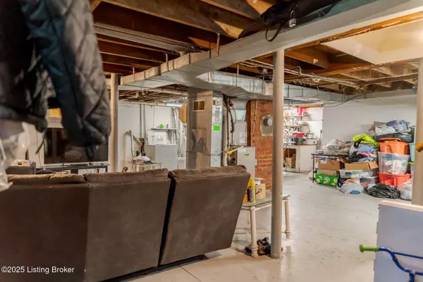 130 E Ashland Ave, Louisville, KY 40214