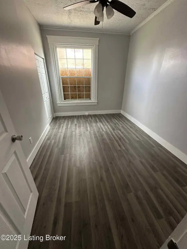 2621 Virginia Ave, Louisville, KY 40211