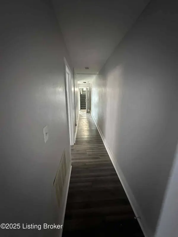 2621 Virginia Ave, Louisville, KY 40211