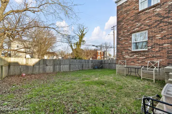 2550 St Xavier St, Louisville, KY 40212