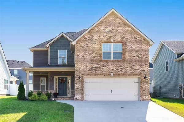 1732 Heritage Dr, Clarksville, TN 37043