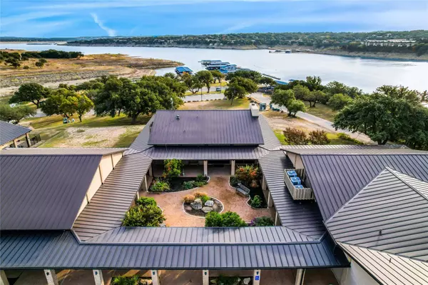 18600 Lakeland DR, Lago Vista, TX 78645