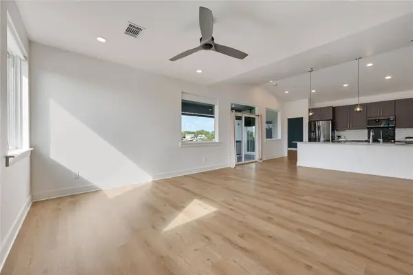 429 Summit Ridge DR N, Point Venture, TX 78645