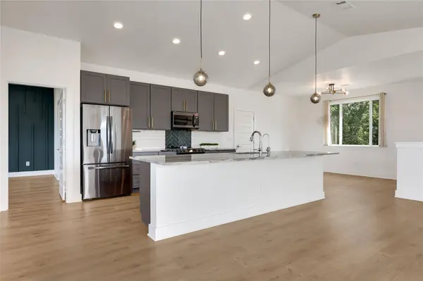 429 Summit Ridge DR N, Point Venture, TX 78645