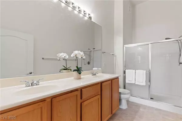 3360 Cactus Shadow ST #203, Las Vegas, NV 89129