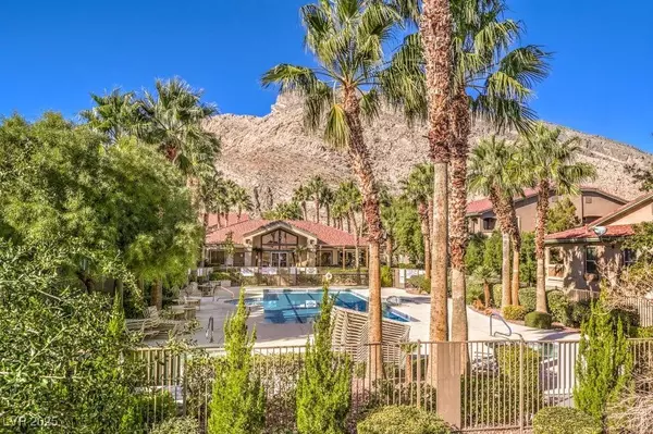 3360 Cactus Shadow ST #203, Las Vegas, NV 89129