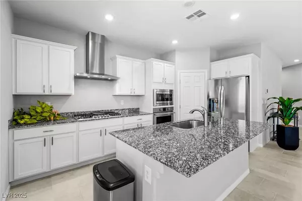 4211 Klarissa AVE, North Las Vegas, NV 89084