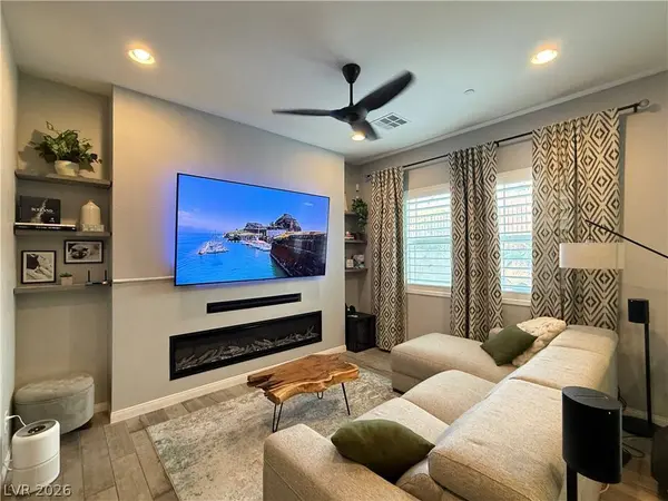 5707 Garriga DR, Las Vegas, NV 89135