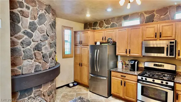 2238 Cast Pebble DR, Las Vegas, NV 89135