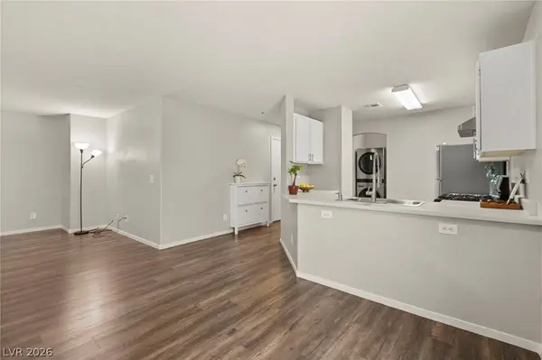 9929 Fragile Fields ST, Las Vegas, NV 89183