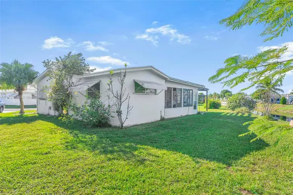 6755 NW 15th St, Margate, FL 33063