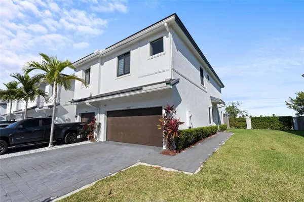 10933 SW 232nd Ter, Homestead, FL 33032