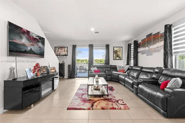 10933 SW 232nd Ter, Homestead, FL 33032