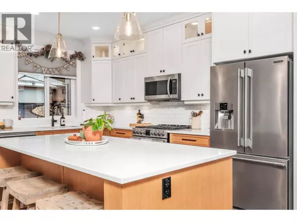 2741 Golf Course Drive, Blind Bay, BC V0E1H2