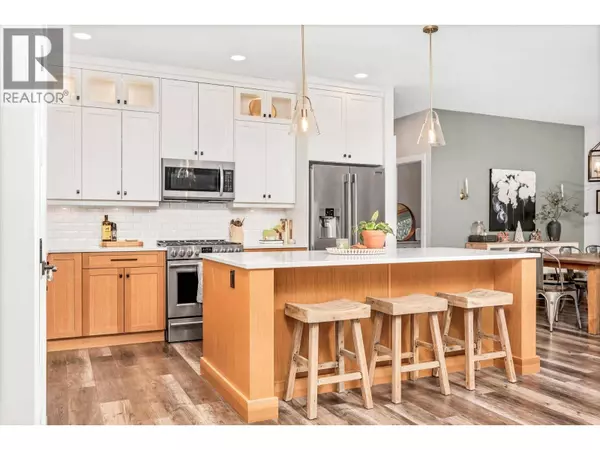 2741 Golf Course Drive, Blind Bay, BC V0E1H2