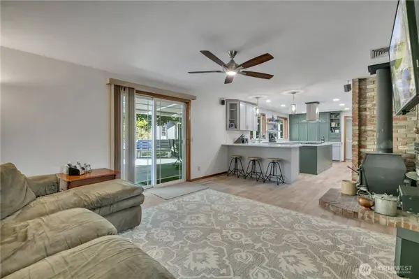 2638 58th CT SE, Olympia, WA 98501