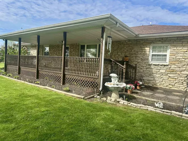 2597 S 800 E, Glenwood, IN 46133