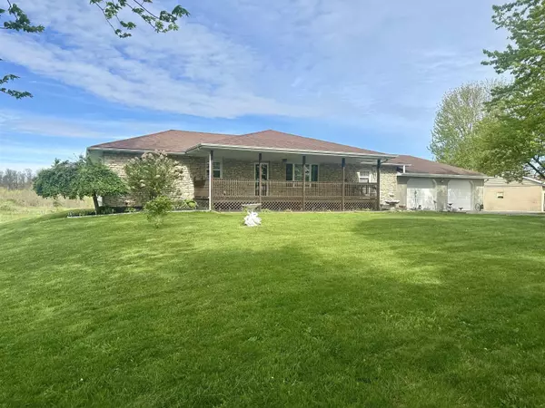 2597 S 800 E, Glenwood, IN 46133
