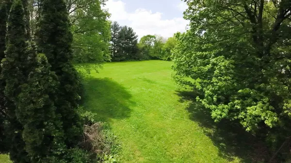 Fiant Street, Connersville, IN 47331