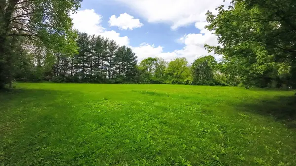Fiant Street, Connersville, IN 47331