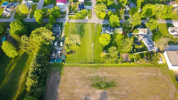 Fiant Street, Connersville, IN 47331