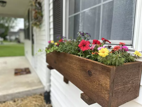 3227 Richmond Ave, Connersville, IN 47331