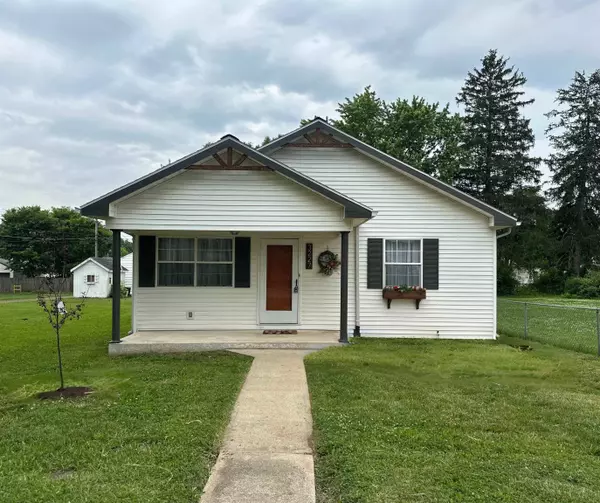 3227 Richmond Ave, Connersville, IN 47331