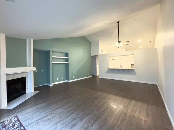 111 S Villa Dr, Connersville, IN 47331