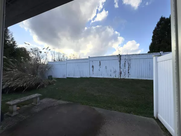 111 S Villa Dr, Connersville, IN 47331