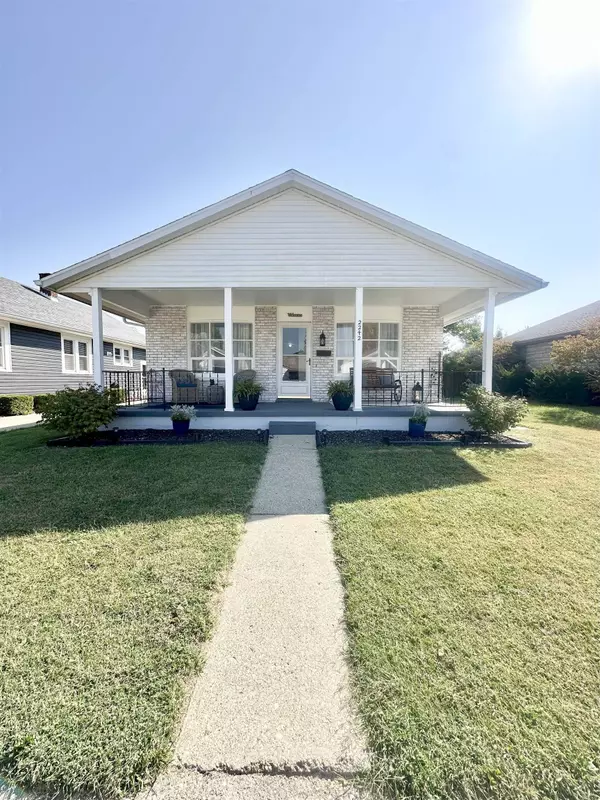 2422 Indiana Ave, Connersville, IN 47331