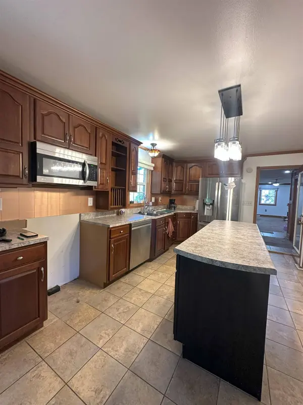 4687 S State Road 1, Connersville, IN 47331