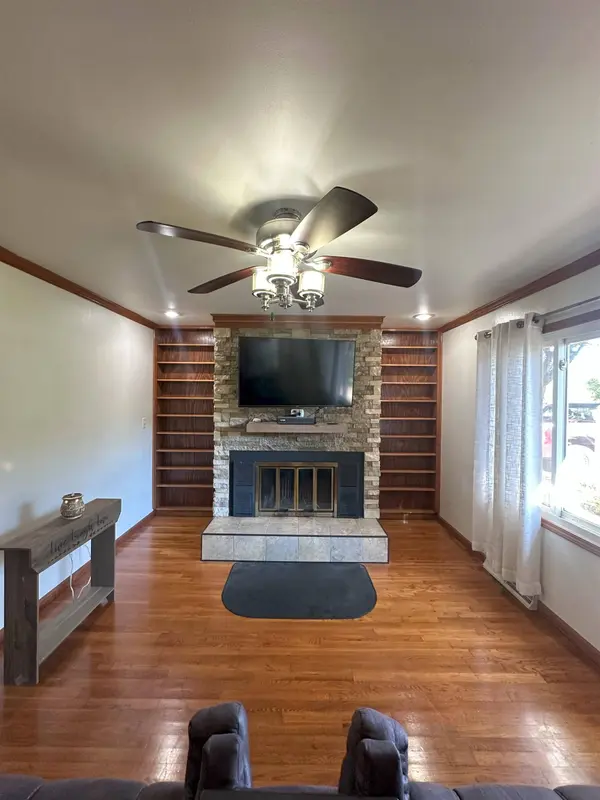 4687 S State Road 1, Connersville, IN 47331