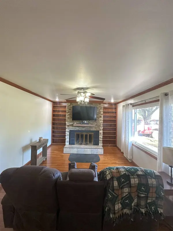 4687 S State Road 1, Connersville, IN 47331