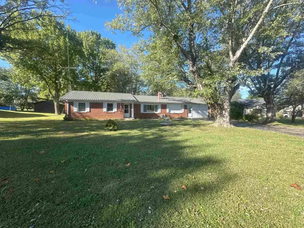 4687 S State Road 1, Connersville, IN 47331
