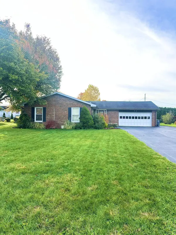 623 Old Orchard Ln, Connersville, IN 47331