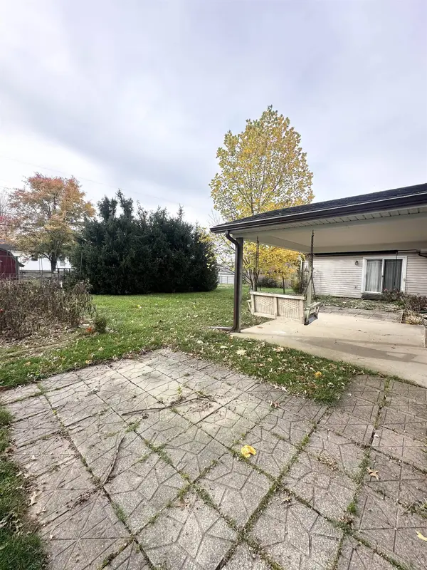 623 Old Orchard Ln, Connersville, IN 47331