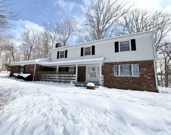 309 N Golf Manor, Connersville, IN 47331