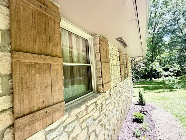 2306 E County Road 150 N, Connersville, IN 47331