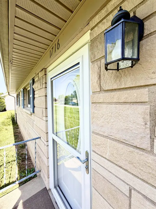 1716 Barbara Lane, Connersville, IN 47331