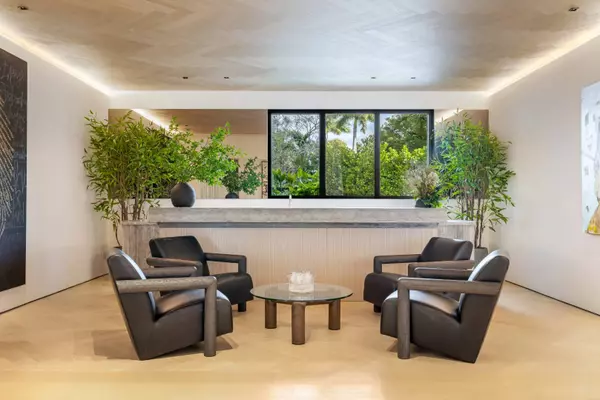 199 Caoba Ct, Coral Gables, FL 33143-6556